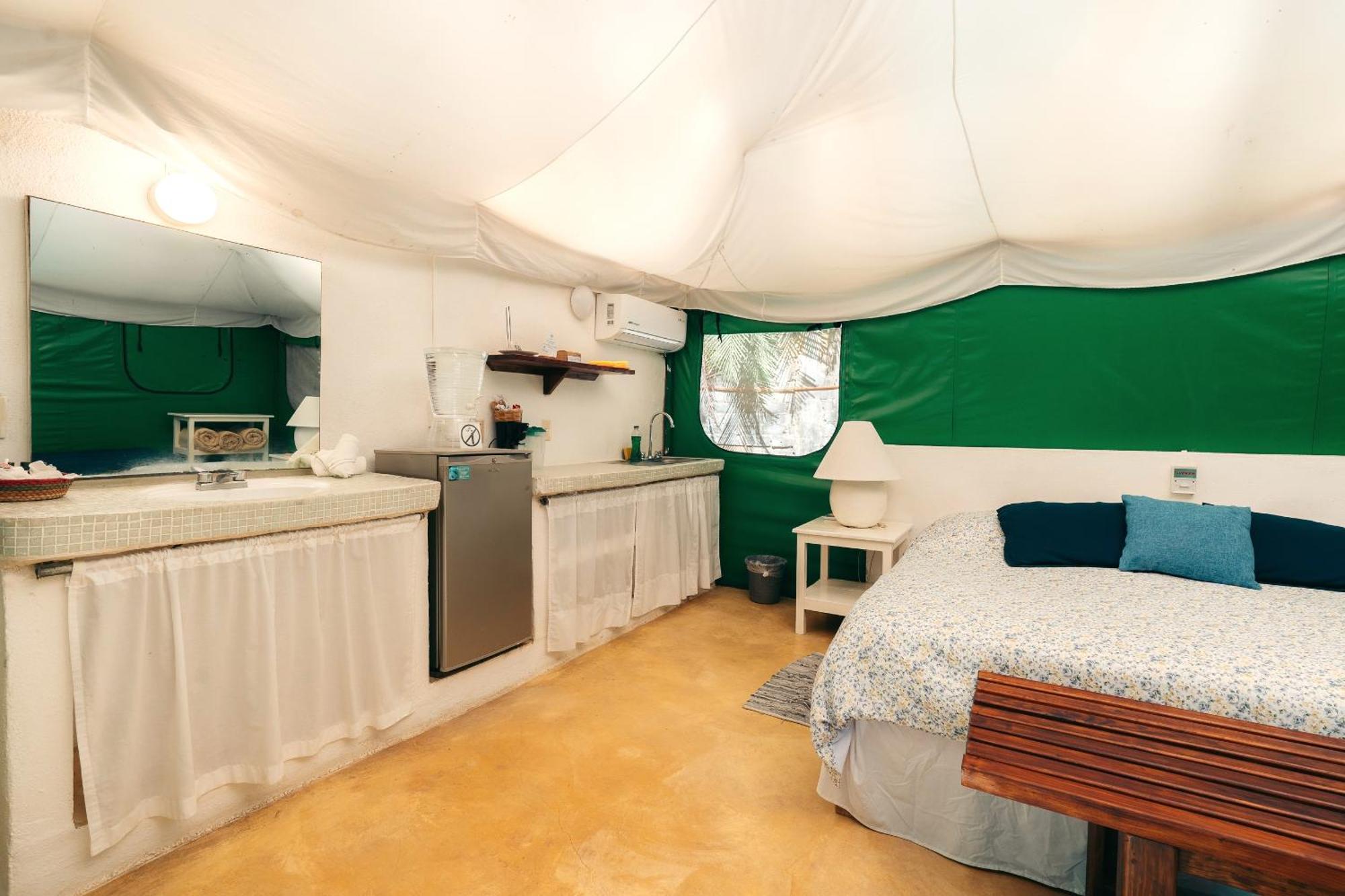 Junto Al Rio Bungalows & Suites Sayulita Bagian luar foto